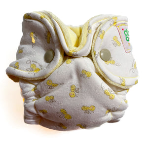 Bee Newborn Fitted Diaper - Cotton Velour